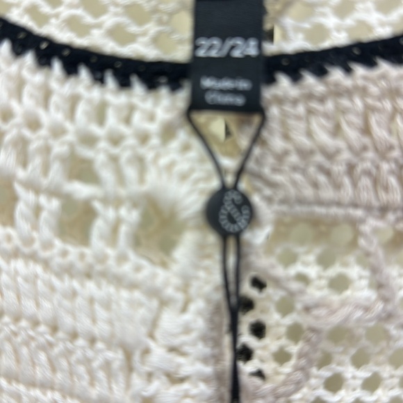 Plus size 6th&Lane open weave sweater - Picture 4 of 8